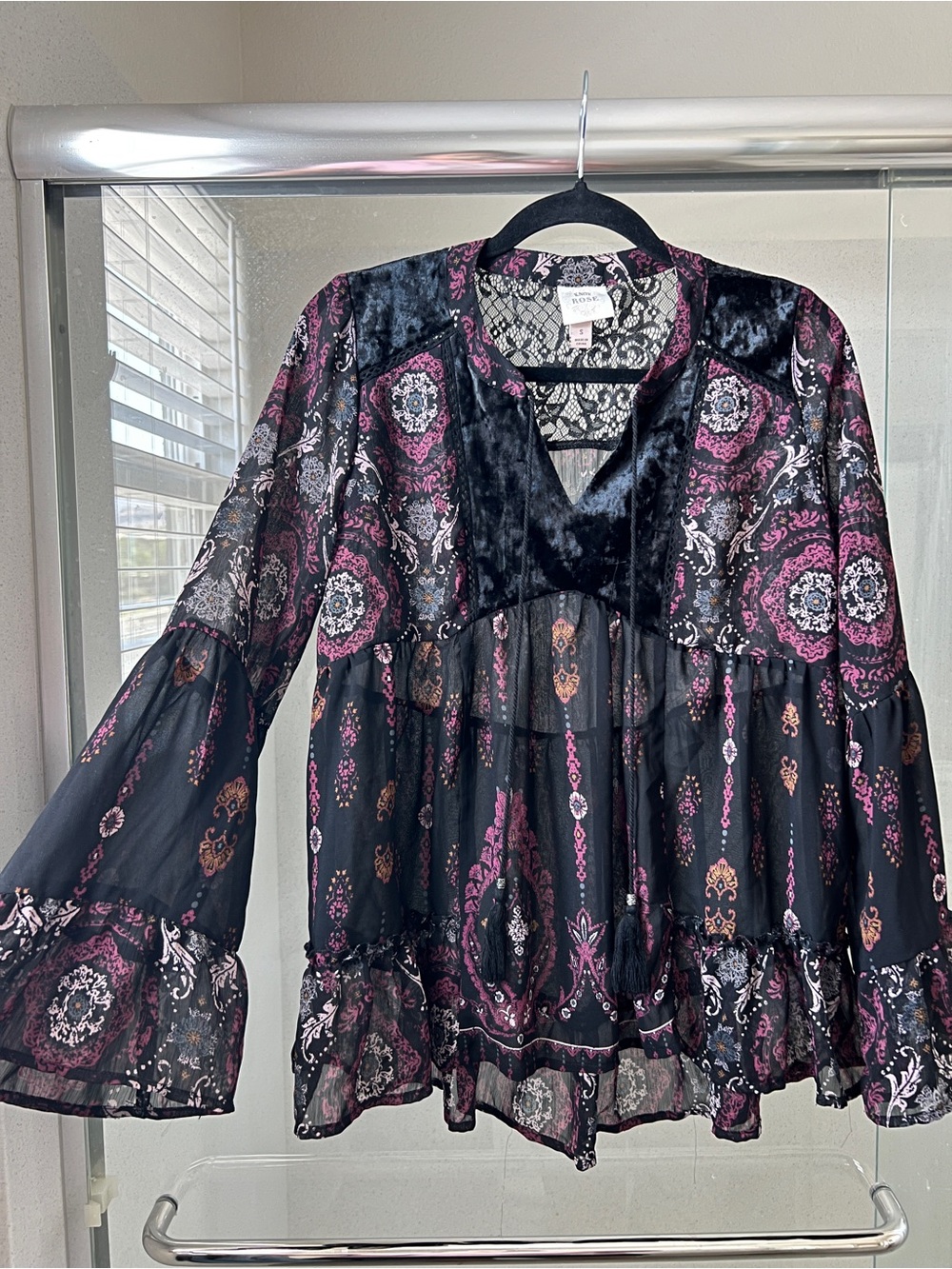 Paisley bell sleeve Lace Yoke Peasant Blouse - Black/Rose/Rust, Grunge, boho